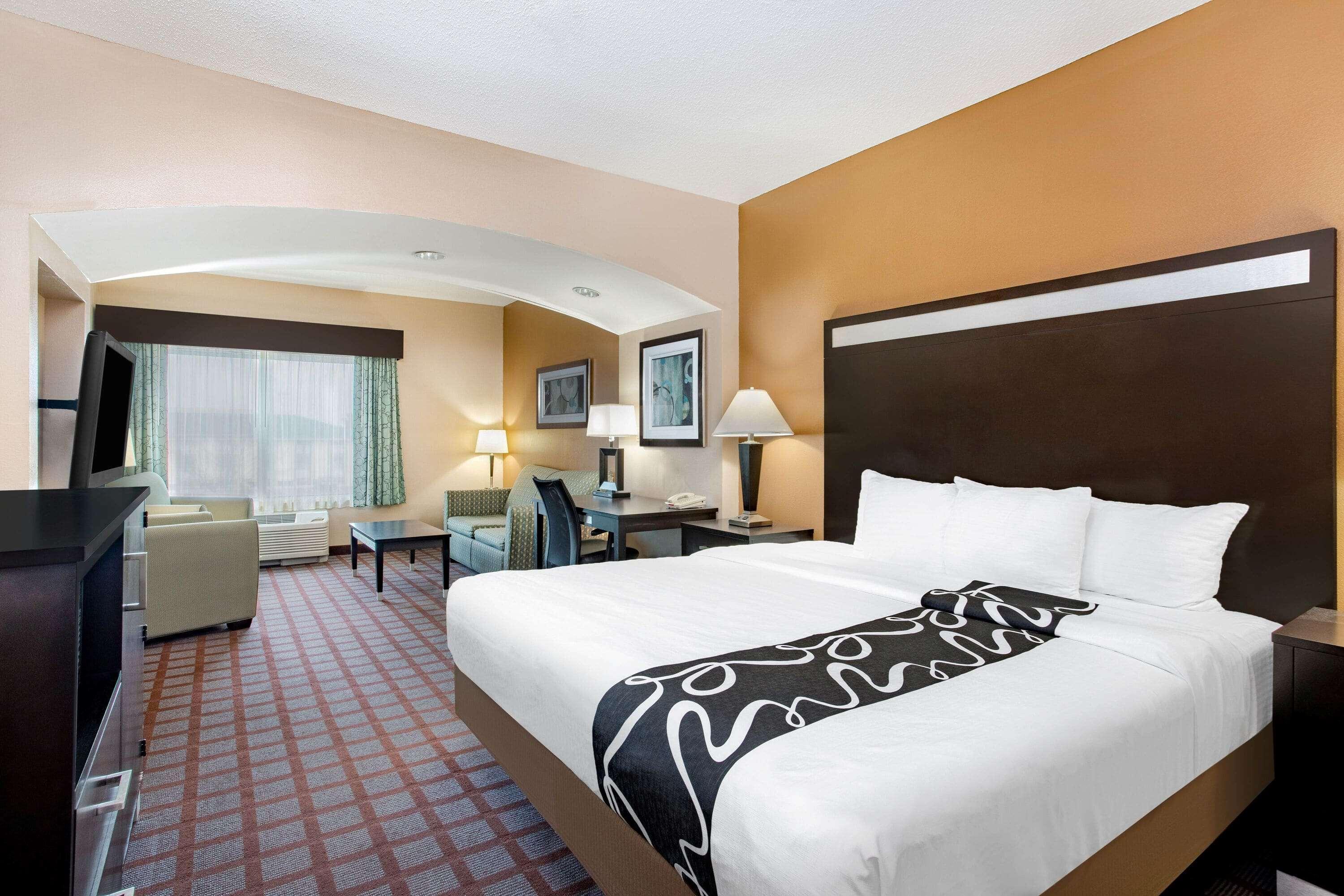La Quinta By Wyndham Indianapolis Airport Plainfield Hotel Bagian luar foto
