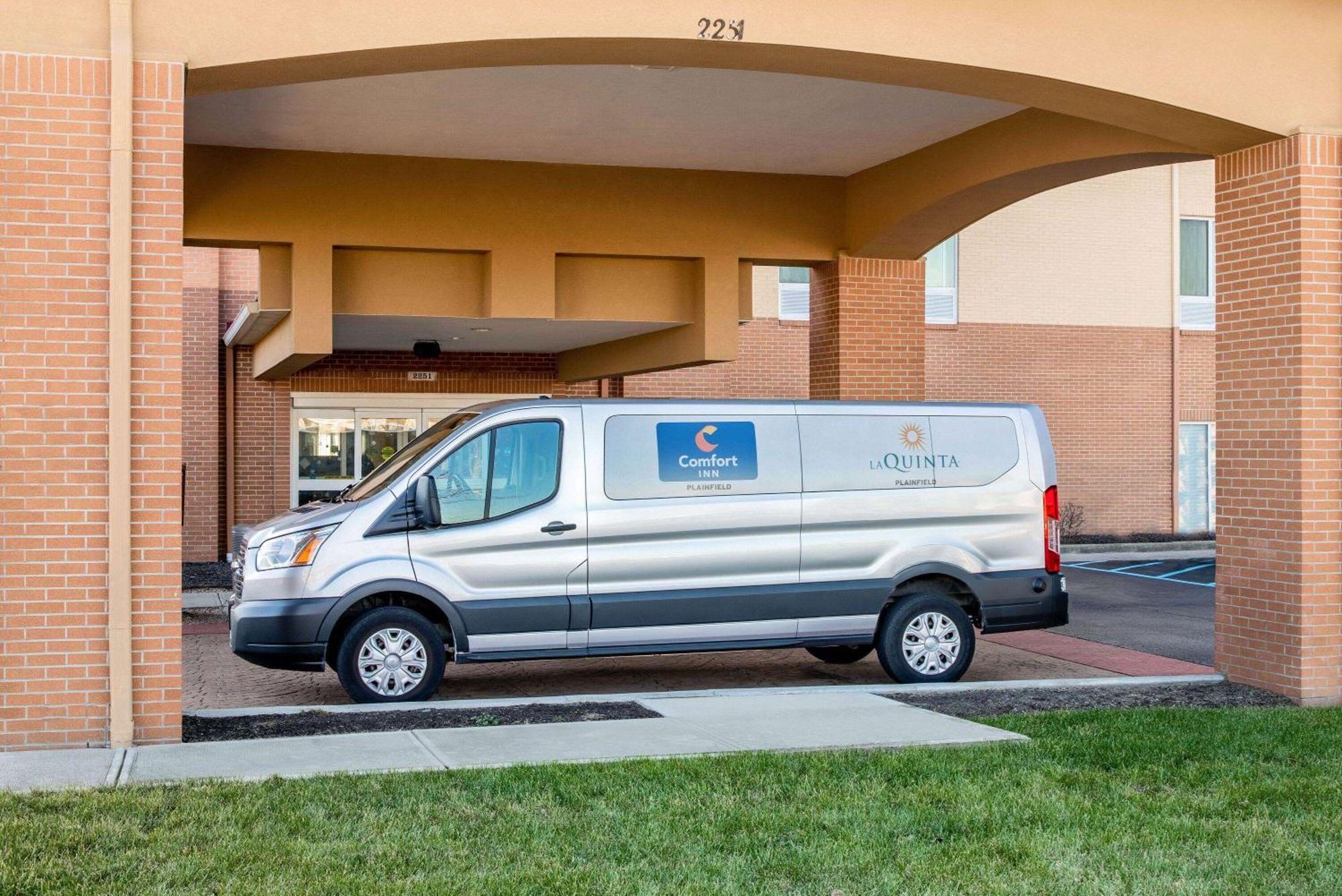 La Quinta By Wyndham Indianapolis Airport Plainfield Hotel Bagian luar foto
