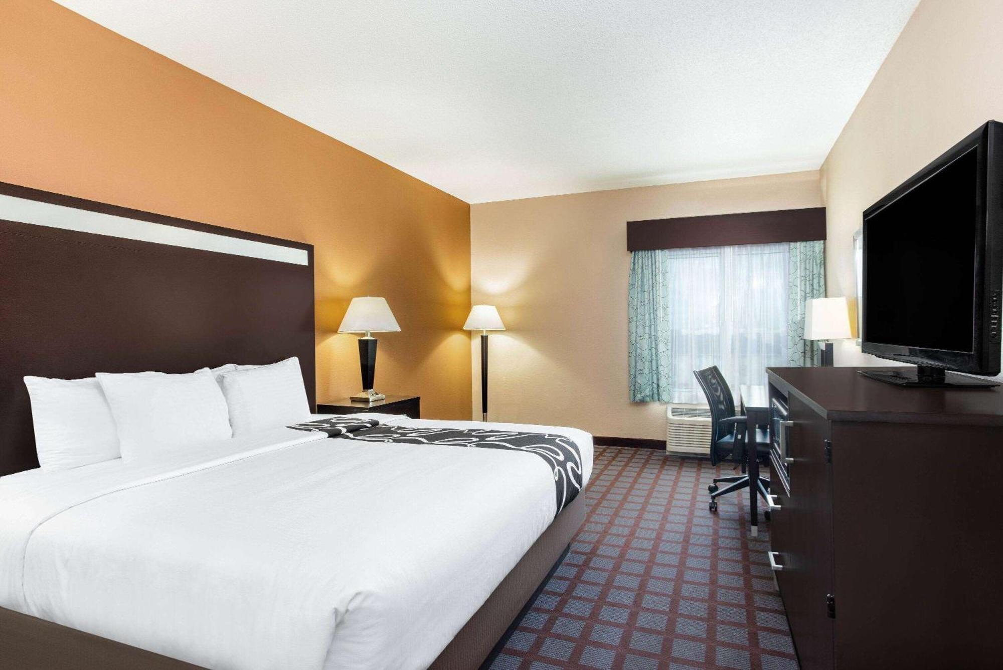La Quinta By Wyndham Indianapolis Airport Plainfield Hotel Bagian luar foto