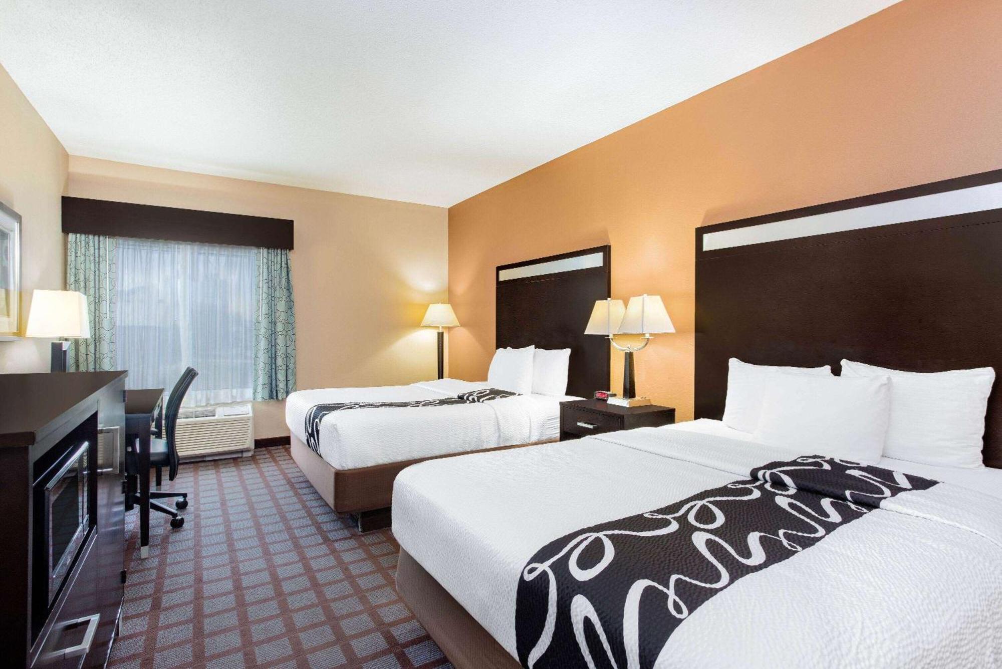 La Quinta By Wyndham Indianapolis Airport Plainfield Hotel Bagian luar foto